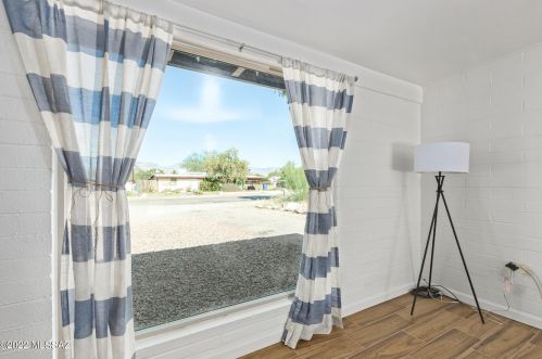 4550 25th St, Tucson AZ  85711-5719 exterior