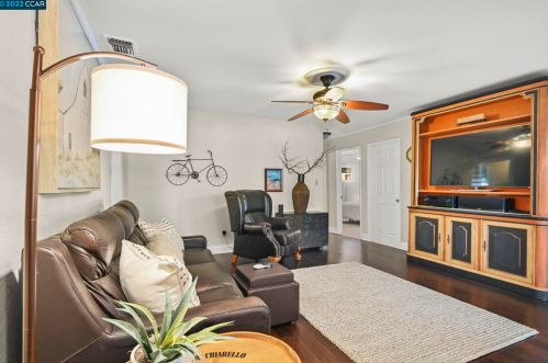 1948 Ardith Dr, Concord CA 94523-2803 exterior