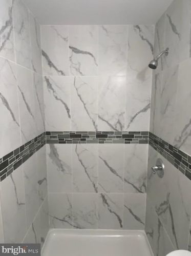 6731 Limekiln Pike, Philadelphia PA 19138-3129 exterior