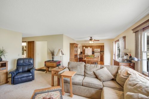 3573 Gresham Ave, Saint Paul MN 55128-4413 exterior