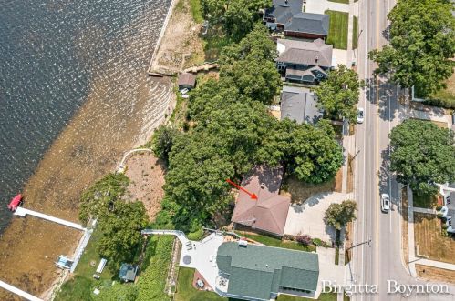 1661 Ruddiman Dr, Meskegon MI 49445-3041 exterior