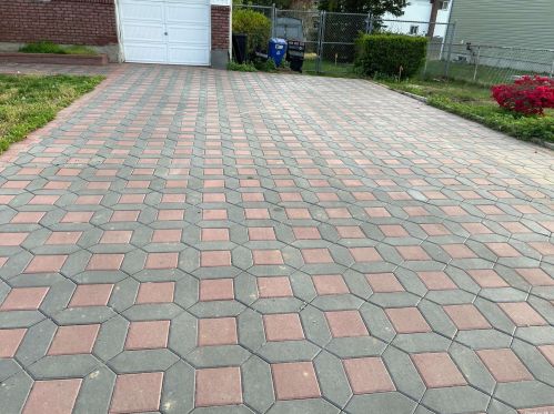 622 Centerwood St, Babylon NY  11704-2015 exterior