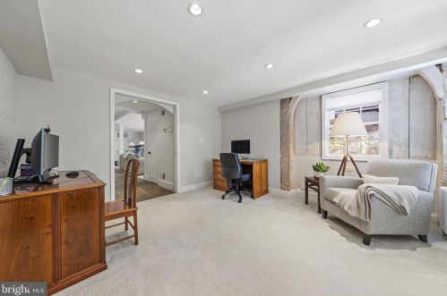 3324 Reservoir Rd, Washington DC  20007-2311 exterior