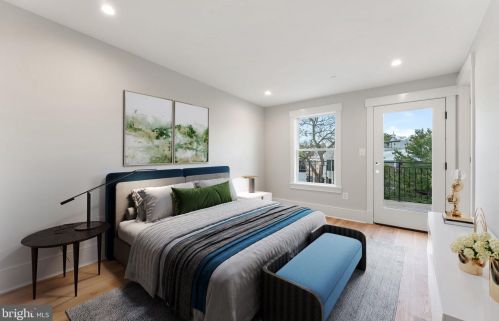 1332 Independence Ave, Washington DC  20003-2365 exterior