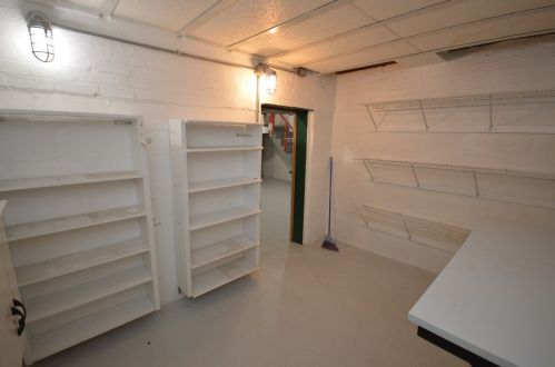 16 Lehigh Ave, Pittsburgh PA 15229-1556 exterior