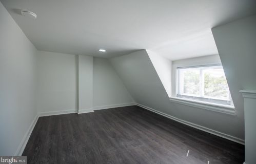 5148 Hazel Ave, Philadelphia PA 19143-1526 exterior