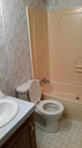 211 Lakewood Dr, Defuniak Springs FL 32435-4207 exterior