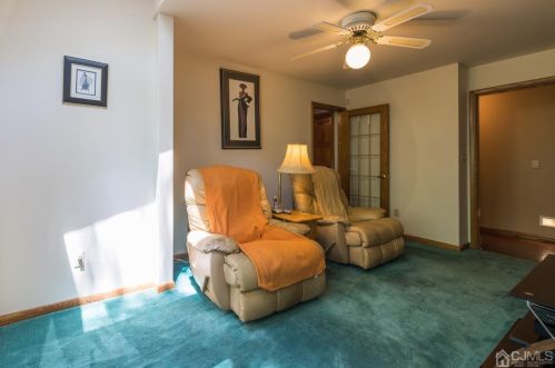 2350 Plainfield Ave, Piscataway NJ 08854-4045 exterior