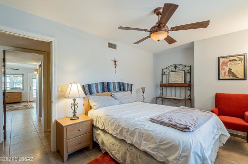 1102 Paseo De Golf, Green Valley AZ 85614-3604 exterior