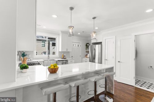 1110 Oates St, Washington DC  20002-3824 exterior