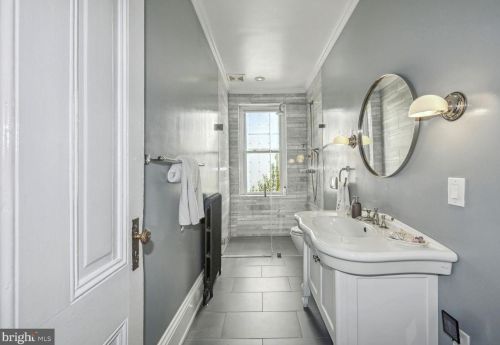 932 O St, Washington DC  20001-4265 exterior