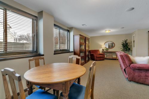 916 21st Ave, Sartell MN 56377-2465 exterior