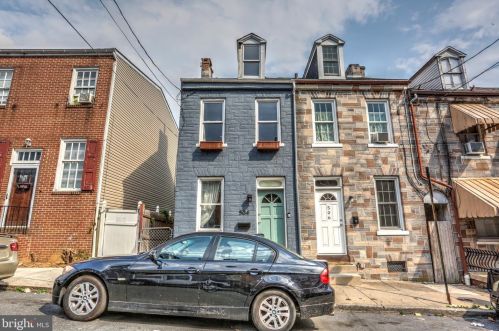 504 Poplar St, Lancaster PA  17603-5235 exterior