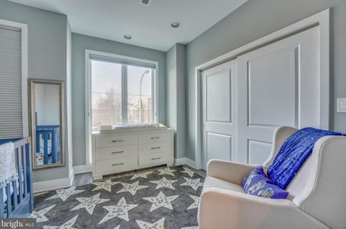 1333 2nd St, Philadelphia PA 19122-0033 exterior