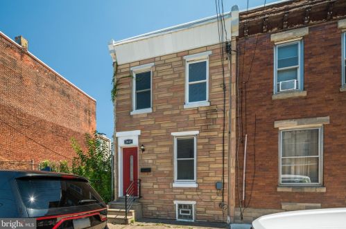 2645 Emerald St, Philadelphia PA 19134-2033 exterior
