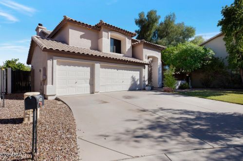 22835 21st St, Phoenix, AZ 85024-7519