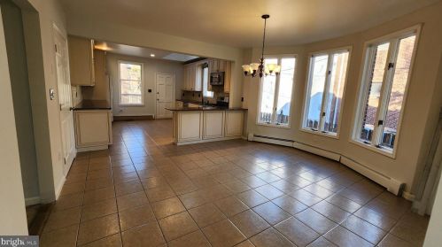 725 Collings Ave, Camden NJ  08107-1725 exterior