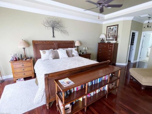 4931 Cerromar Dr, Naples FL 34112-7920 exterior