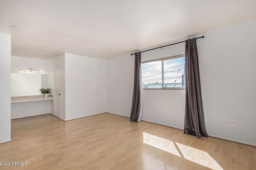 4626 19 Ave, Phoenix AZ 85009-1939 exterior