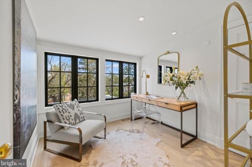 1667 Avon Pl, Washington DC 20007-2959 exterior