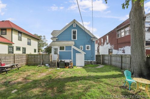 234 Houston Ave, Meskegon, MI 49440-1405