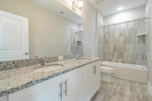 3606 Himes Ave, Tampa FL 33607-6607 exterior