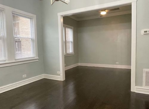 5020 Mcvicker Ave, Chicago, IL 60630-1970