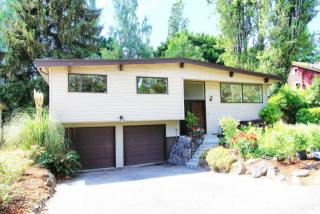 17047 12 Ave, Seattle WA  98177-3860 exterior