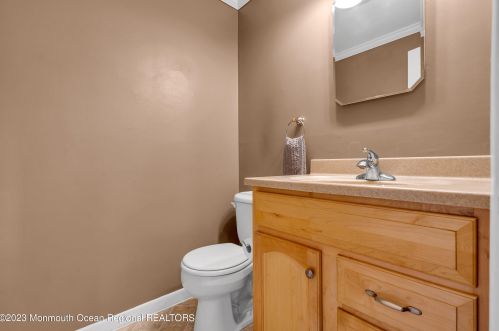 1502 River Ave, Point Pleasant Beach NJ 08742-4366 exterior