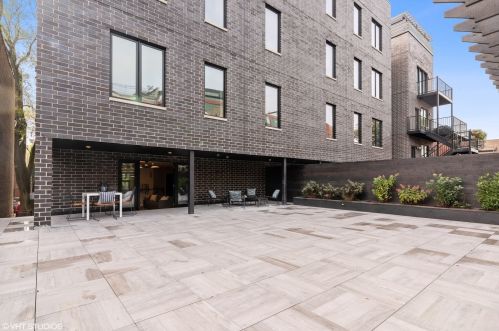 936 Montana St, Chicago IL  60614-2409 exterior