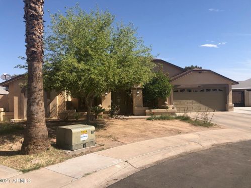 3413 67th Ln, Phoenix, AZ 85033-4427