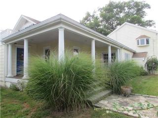 1 Longshore Ave, Norwalk, CT 06854-4828