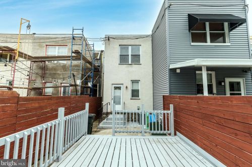 2943 16 St, Philadelphia PA 19132-2226 exterior