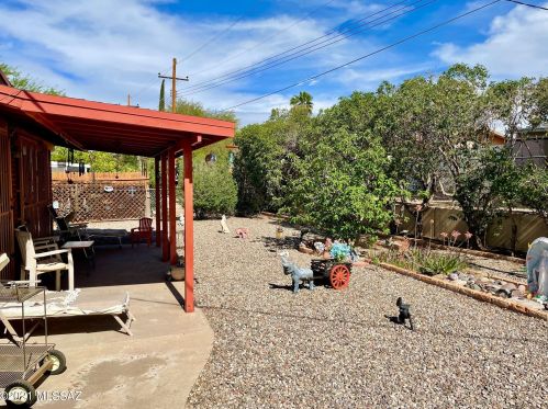 8706 29th St, Tucson, AZ 85710-7920