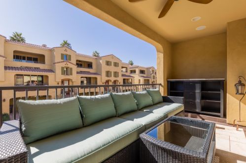 7084 Ivanhoe St, Chandler AZ 85226-0804 exterior