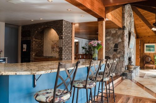 4206 Lk Frst Dr, Kalamazoo MI 49008-3309 exterior