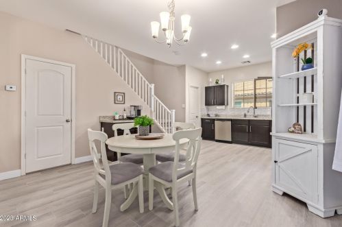 2020 77th Ln, Phoenix AZ  85035-5122 exterior