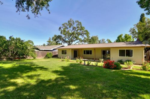 5111 El Cemonte Ave, Davis CA 95618-4415 exterior