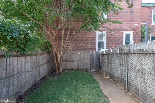 902 29 St, Philadelphia PA 19132-3020 exterior