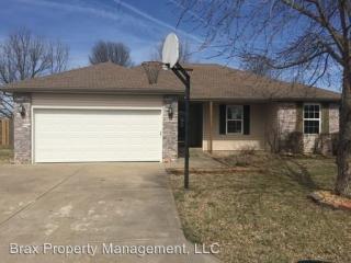 409 Westview, Clever MO  65631-6593 exterior