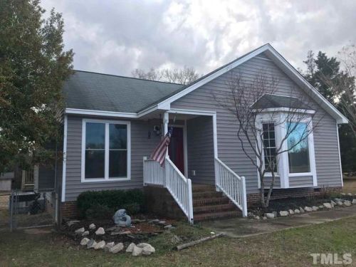 58 Richmond Dr, Clayton, NC 27527-7676