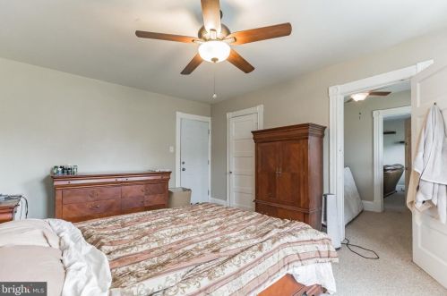 834 Berkeley Ave, Trenton NJ 08618-5320 exterior