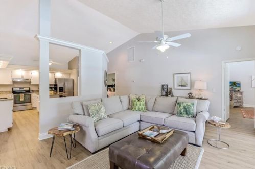 1625 Osprey Ave, Naples FL 34102-3417 exterior