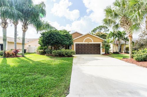 6220 Adams St, Jupiter, FL 33458-6731