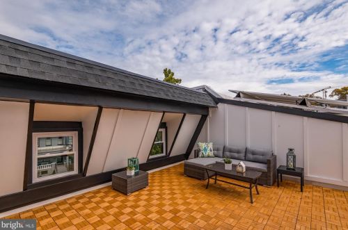 16 Adams St, Washington DC  20001-1026 exterior