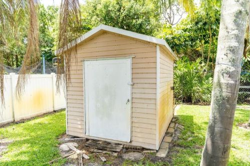 1826 Leafy Rd, Fort Pierce FL  34953-1392 exterior