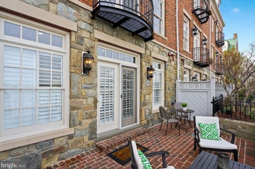 604 Frd Lndg Way, Alexandria VA 22314-3887 exterior