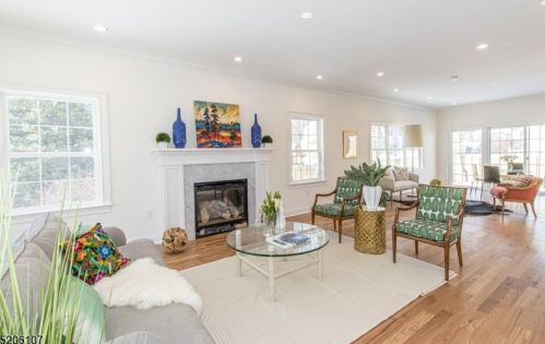 2051 Jersey Ave, Scotch Plains NJ  07076-4679 exterior