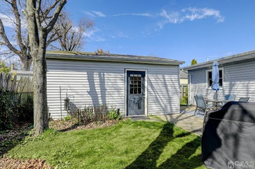 195 Austin Ave, Old Bridge NJ  08857-1164 exterior