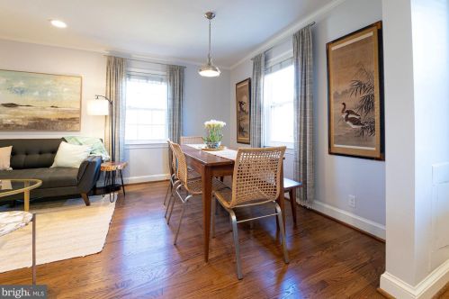 151 Moncure Dr, Alexandria VA 22314-4946 exterior